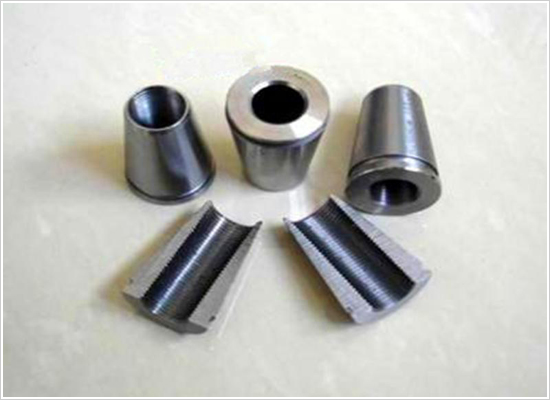 �A��(y��ng)���^��