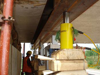 �������֧�����Q